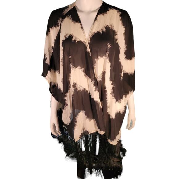 Mossimo Black White Fringe Cover-Up Shawl Sz L/XL Indie Boho Beachy Vacation - Picture 1 of 6
